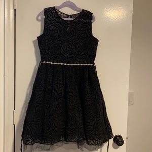 Black velvet girls party dress
